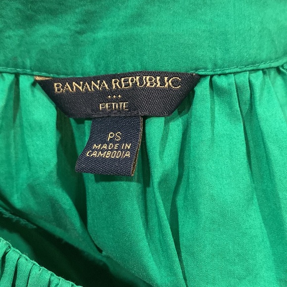 Banana Republic Green Top - Picture 3 of 3